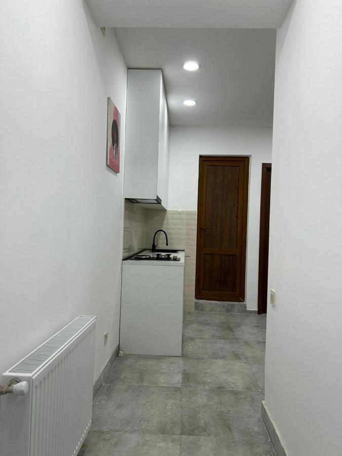 White Corner In Old Tbilisi Exterior foto